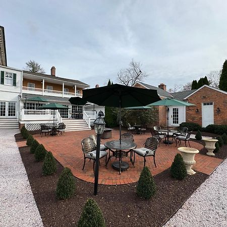 Antrim 1844 Hotel Taneytown Bagian luar foto