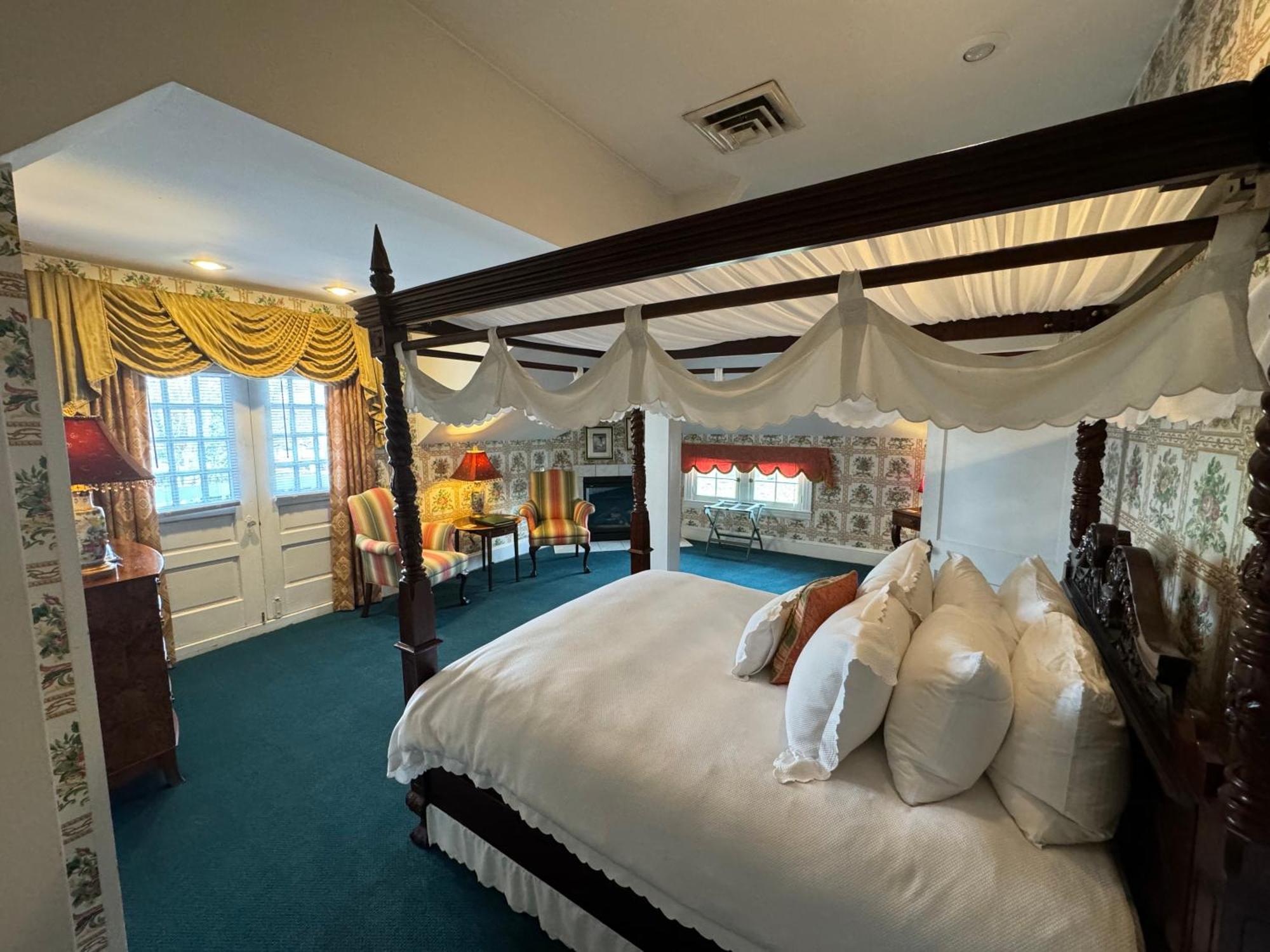 Antrim 1844 Hotel Taneytown Bagian luar foto