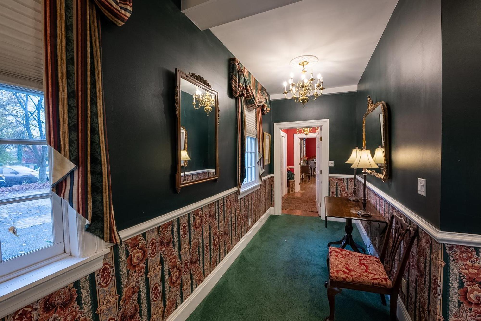 Antrim 1844 Hotel Taneytown Bagian luar foto