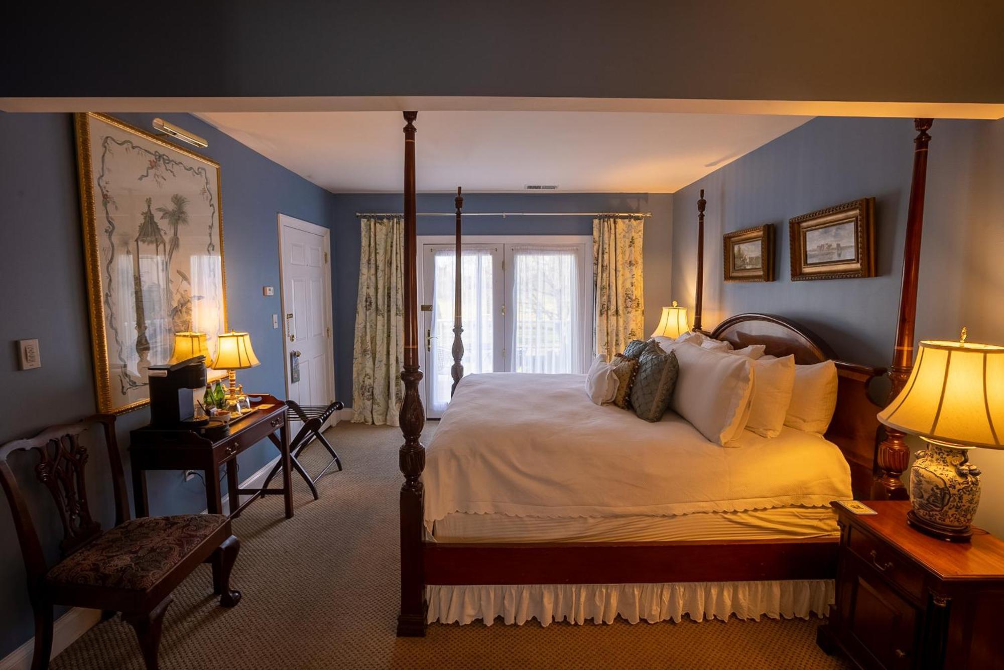 Antrim 1844 Hotel Taneytown Bagian luar foto