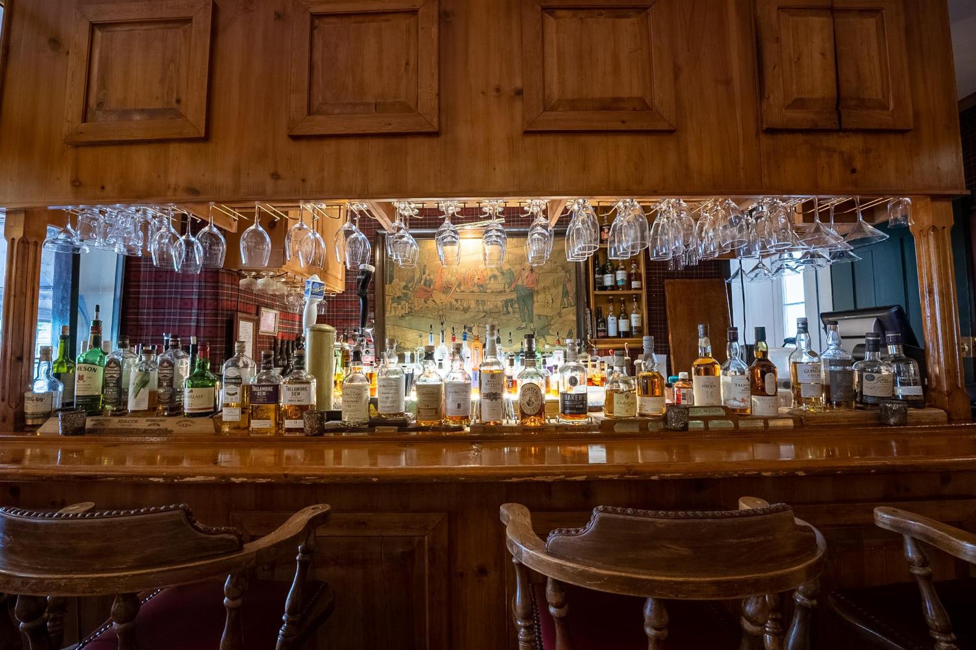 Antrim 1844 Hotel Taneytown Bagian luar foto
