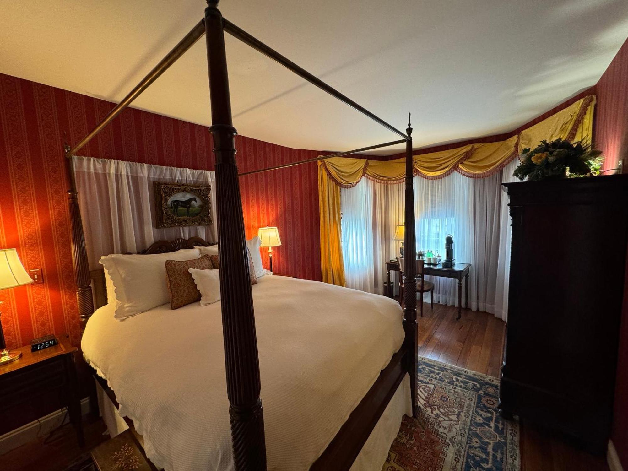 Antrim 1844 Hotel Taneytown Bagian luar foto