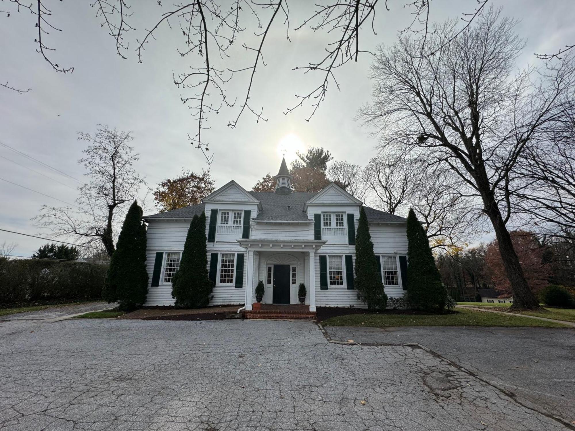 Antrim 1844 Hotel Taneytown Bagian luar foto